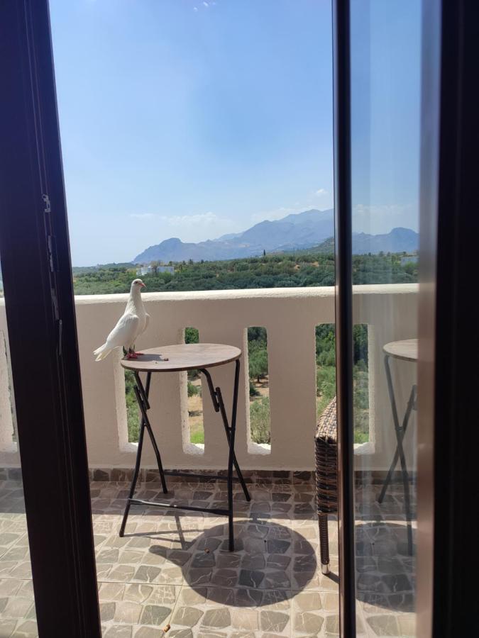 Natural Green Apartment Damnoni Ngoại thất bức ảnh