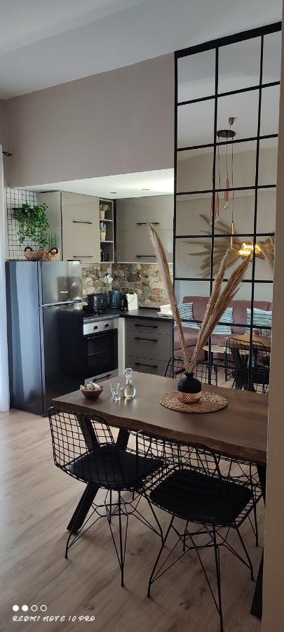 Natural Green Apartment Damnoni Ngoại thất bức ảnh