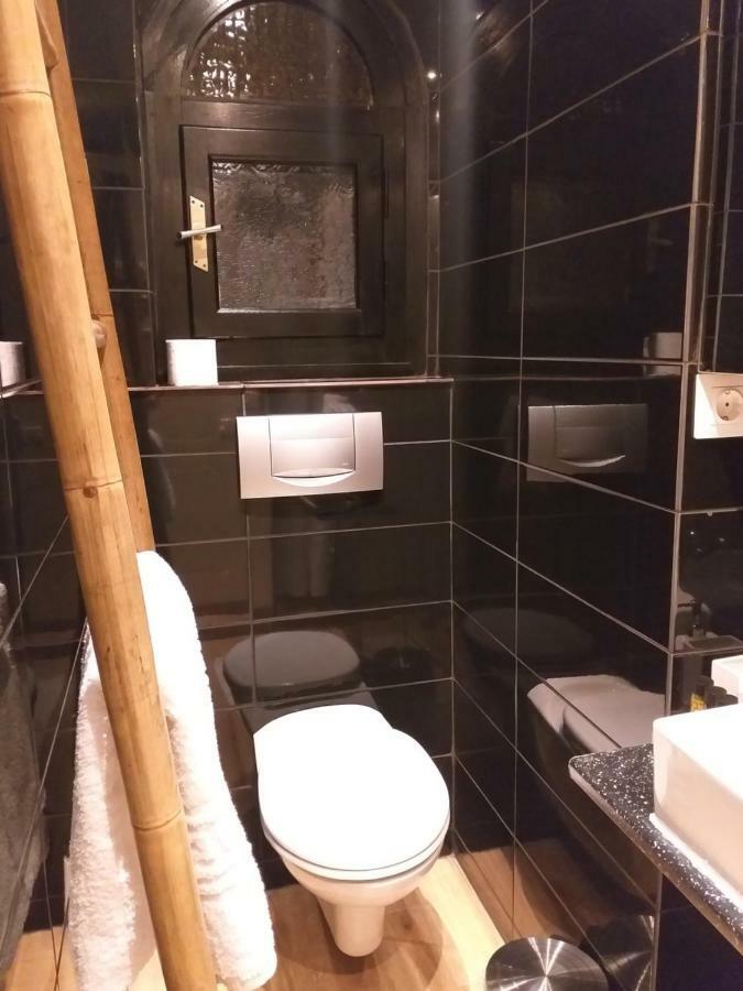 Natural Green Apartment Damnoni Ngoại thất bức ảnh